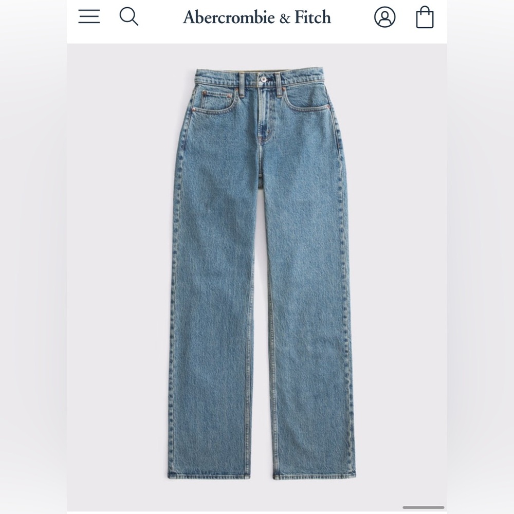 Abercrombie & Fitch 
High Rise 90s Relaxed Jean
BNWT Size 29/8R